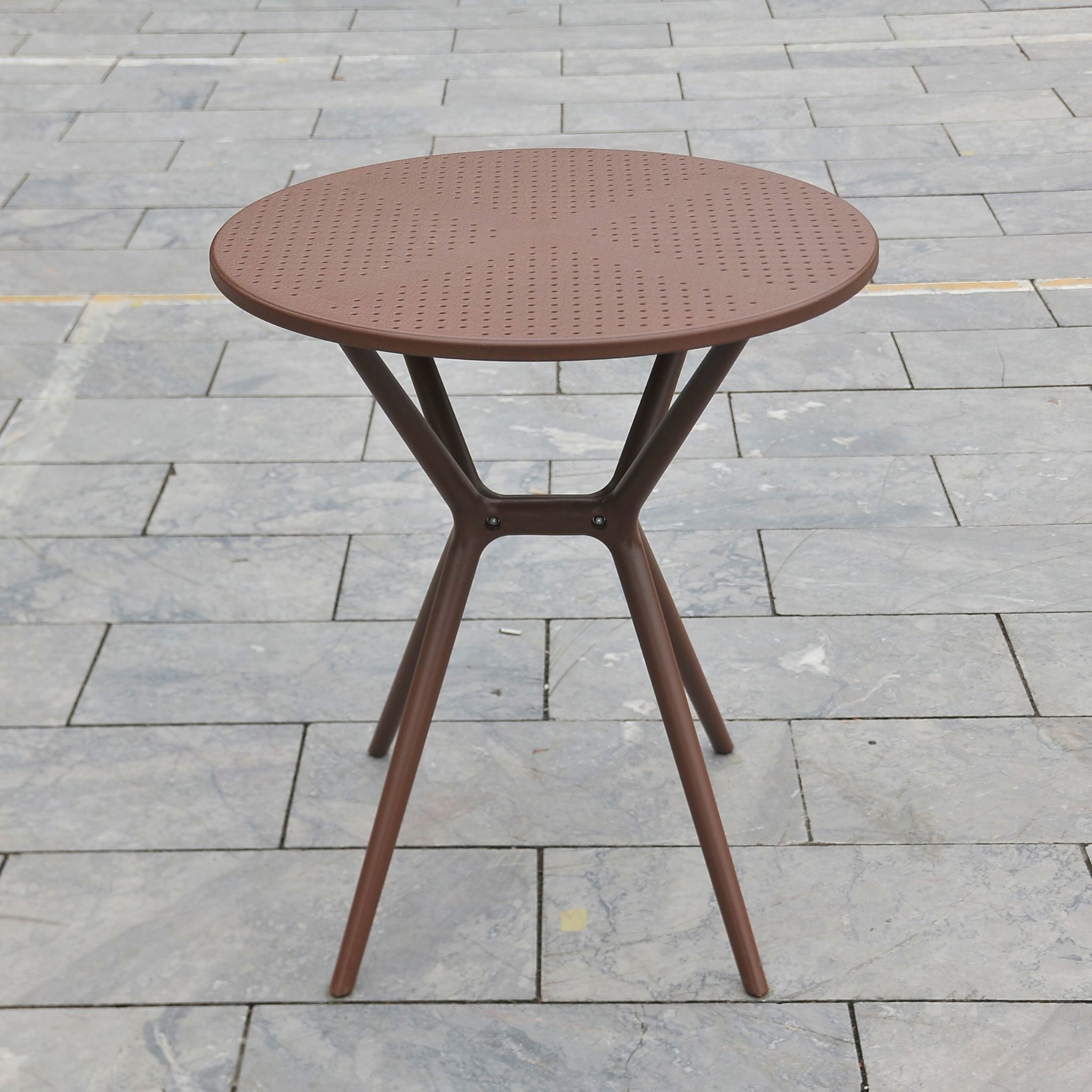 BÀN NHỰA TRÒN MẶT LỖ CHÂN X MAN06 - Ảnh 9
